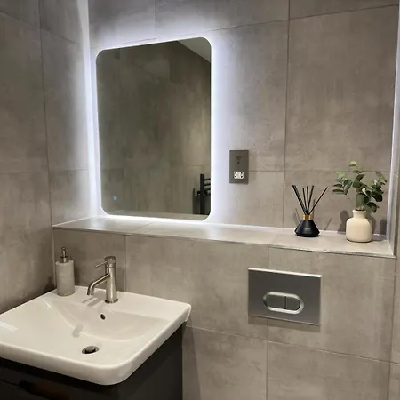 9 Minster Apartment